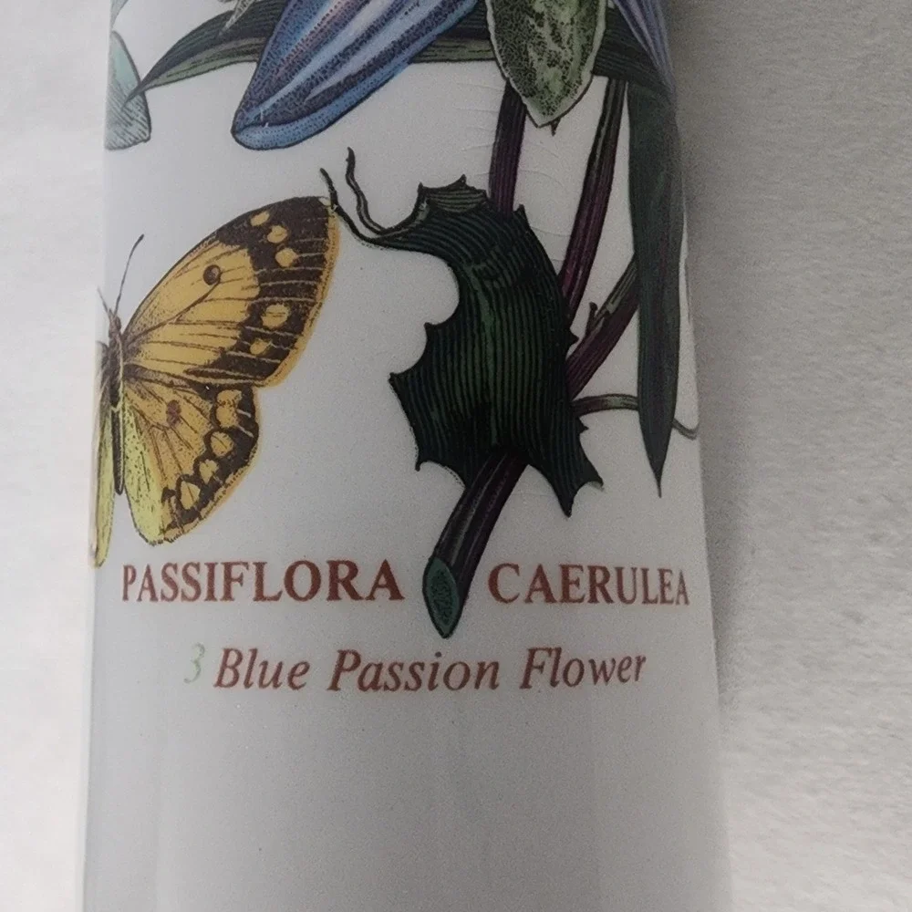 Portmeirion Botanic Garden Passiflora Caerulea Ceramic Rolling Pin Blue Flower